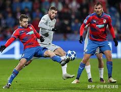 关于根恩主帅力挽狂澜，球队获得关键胜利紧追前方的信息